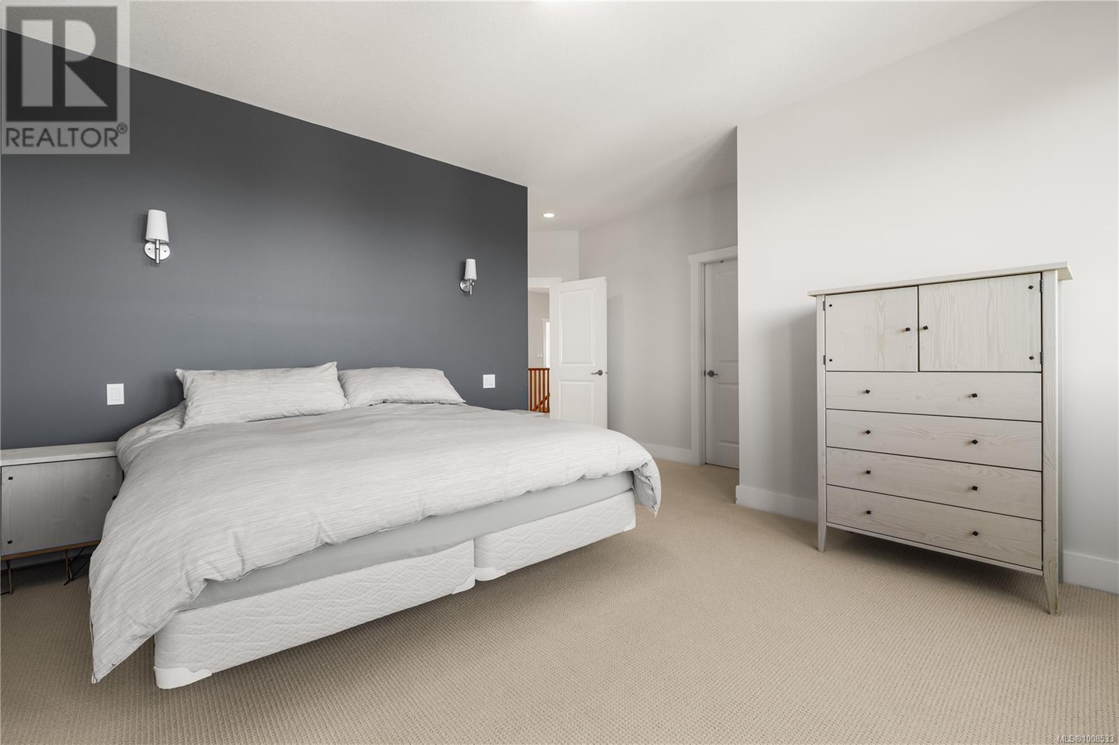 742 Nelson Rd, Campbell River