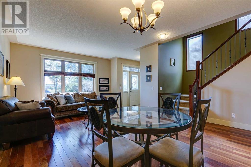 Single Family House for Sale in   Avenue NE Winston Heights/Mountview Calgary 