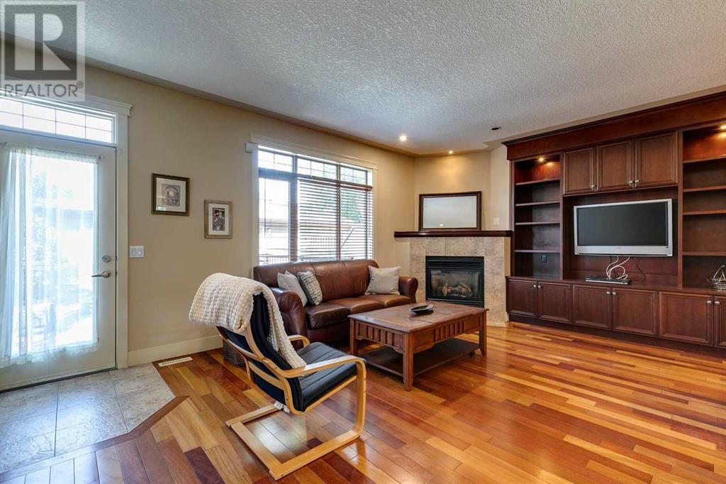 Single Family House for Sale in   Avenue NE Winston Heights/Mountview Calgary 
