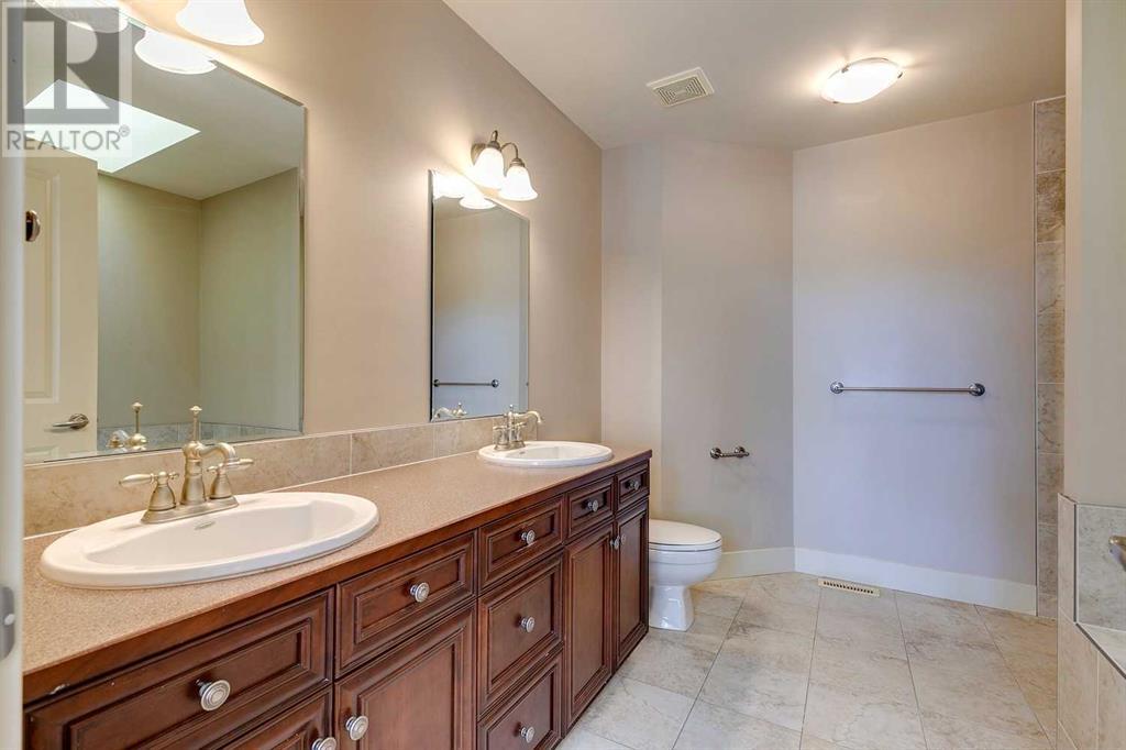 Single Family House for Sale in   Avenue NE Winston Heights/Mountview Calgary 