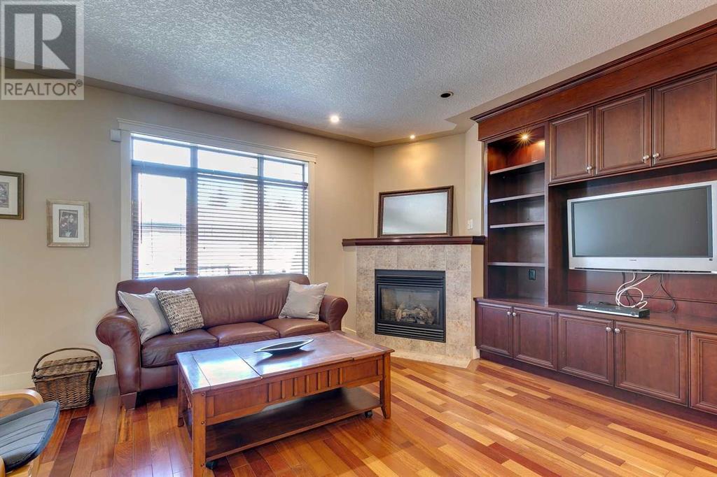 446 18 Avenue NE, Calgary, Alberta