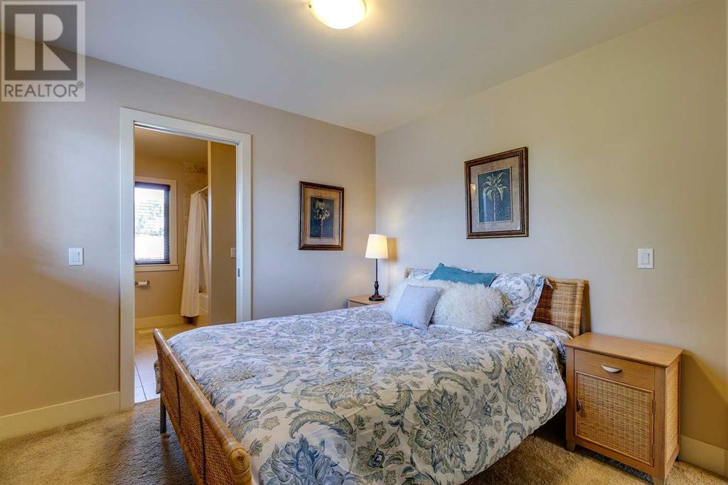 Single Family House for Sale in   Avenue NE Winston Heights/Mountview Calgary 
