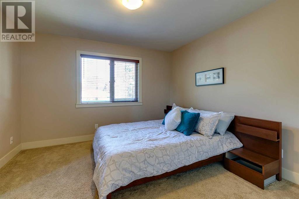 Single Family House for Sale in   Avenue NE Winston Heights/Mountview Calgary 
