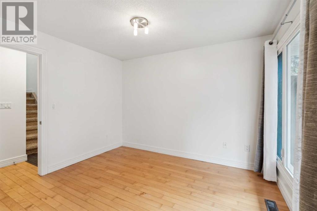 Single Family House for Sale in   Glamis Green SW Glamorgan Calgary 