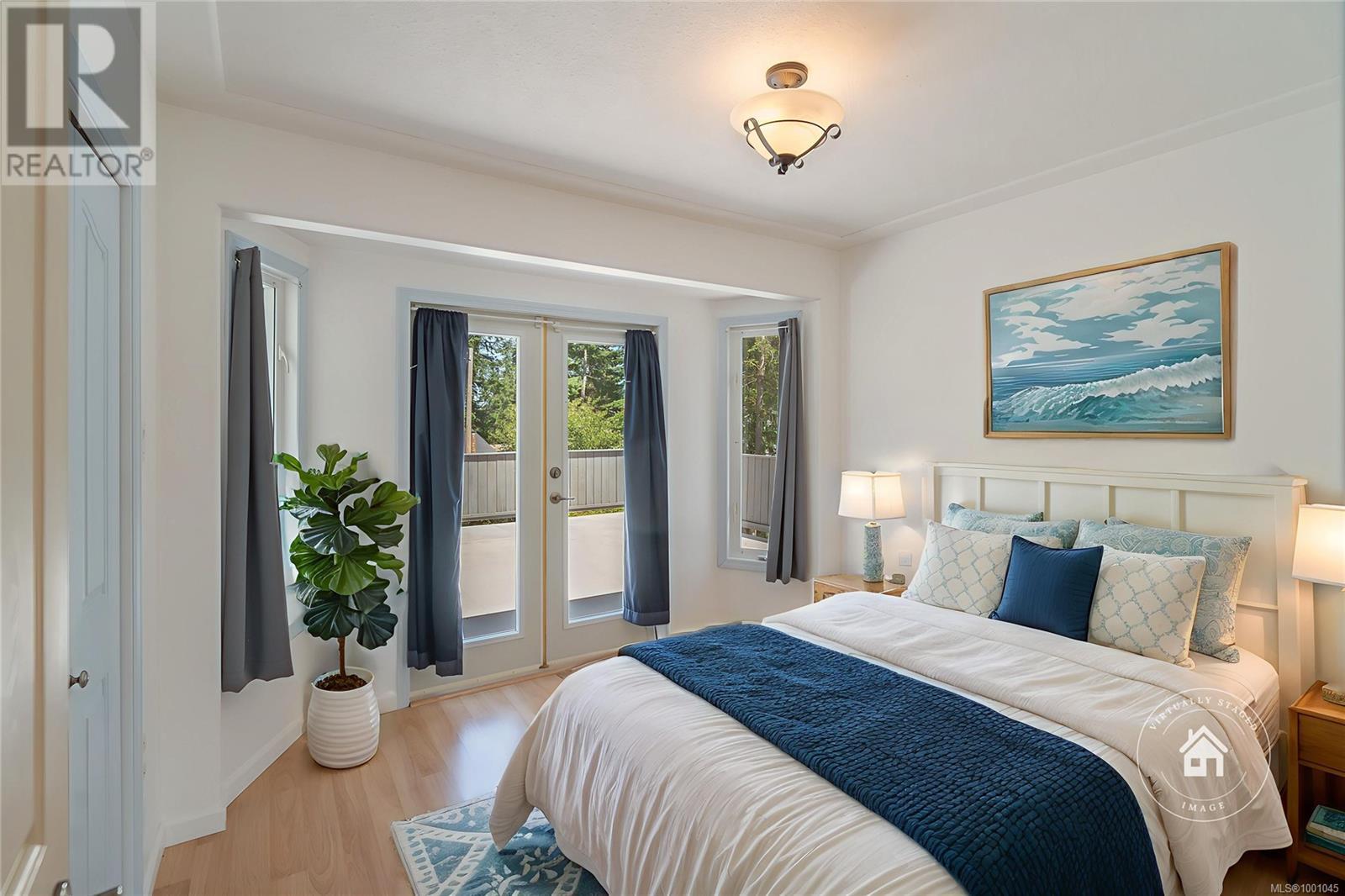 Photo 2 of 1562 Marina Way, Nanoose Bay BC