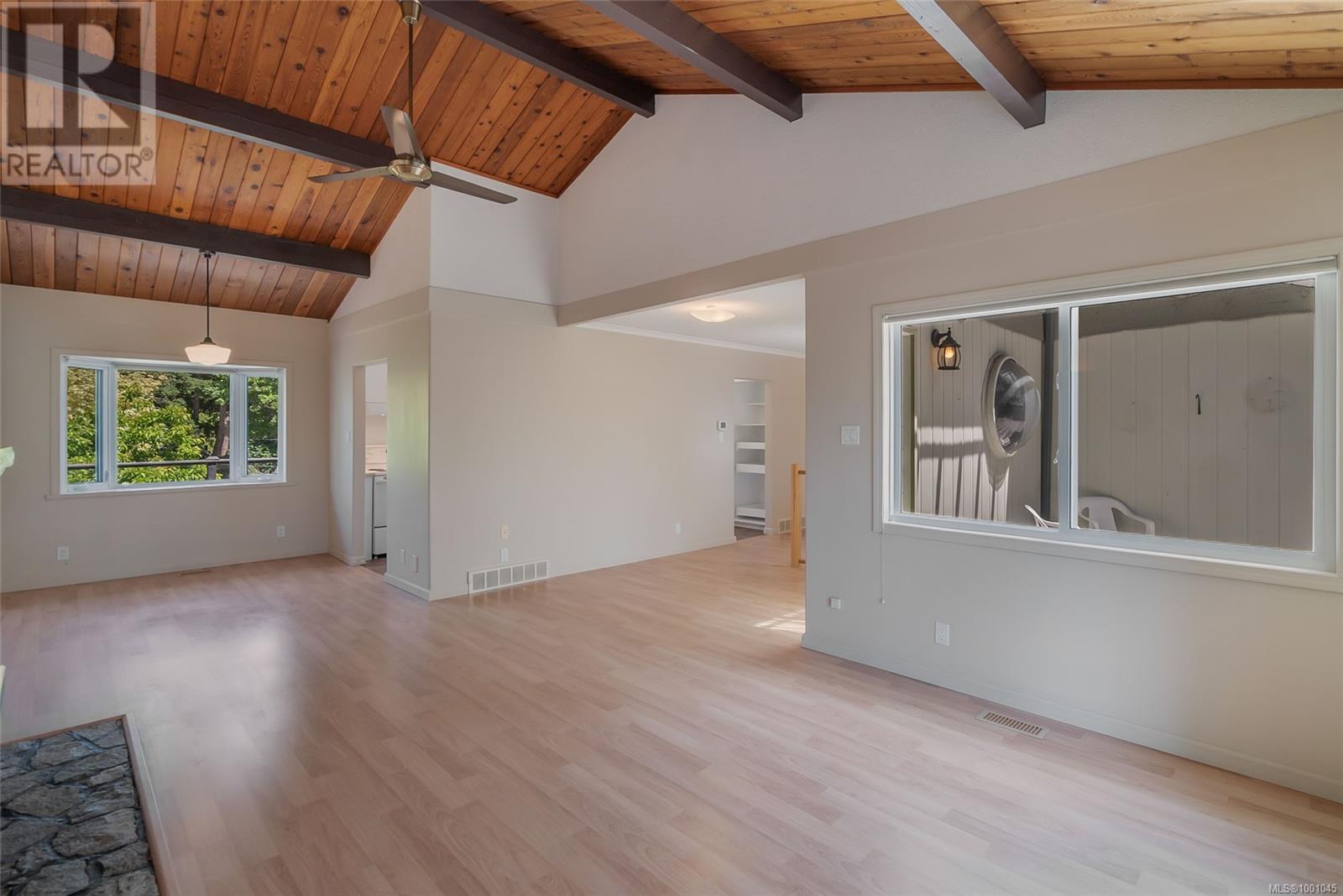 Photo 12 of 1562 Marina Way, Nanoose Bay BC