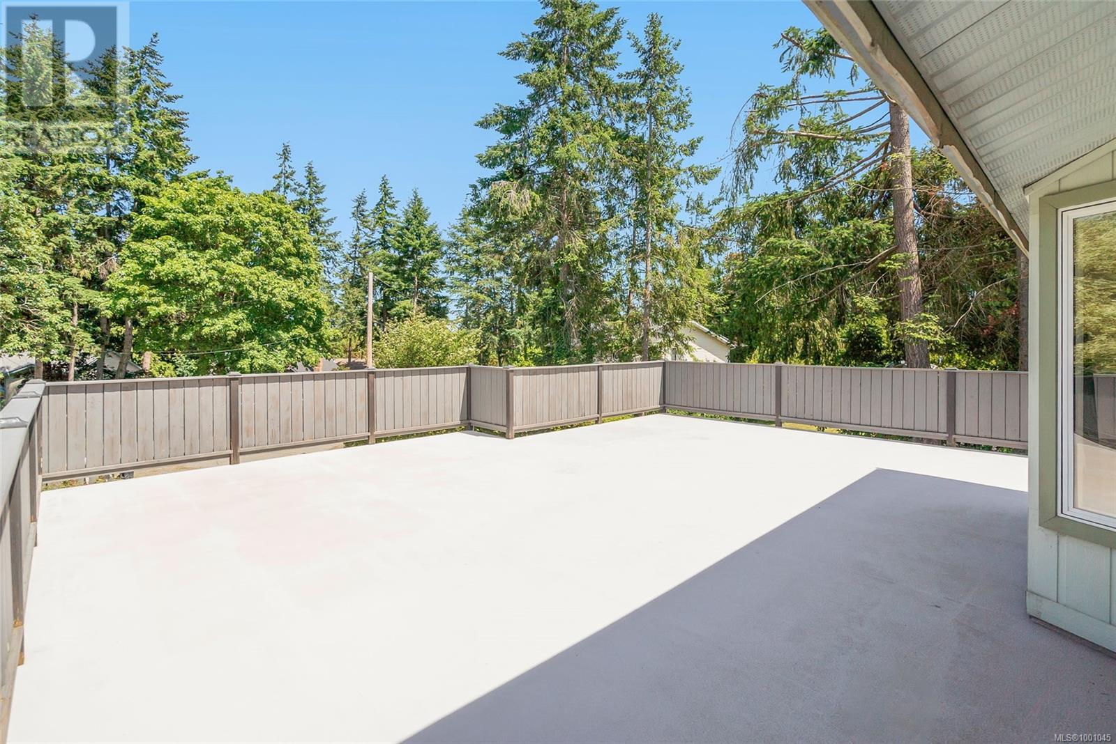 Photo 17 of 1562 Marina Way, Nanoose Bay BC