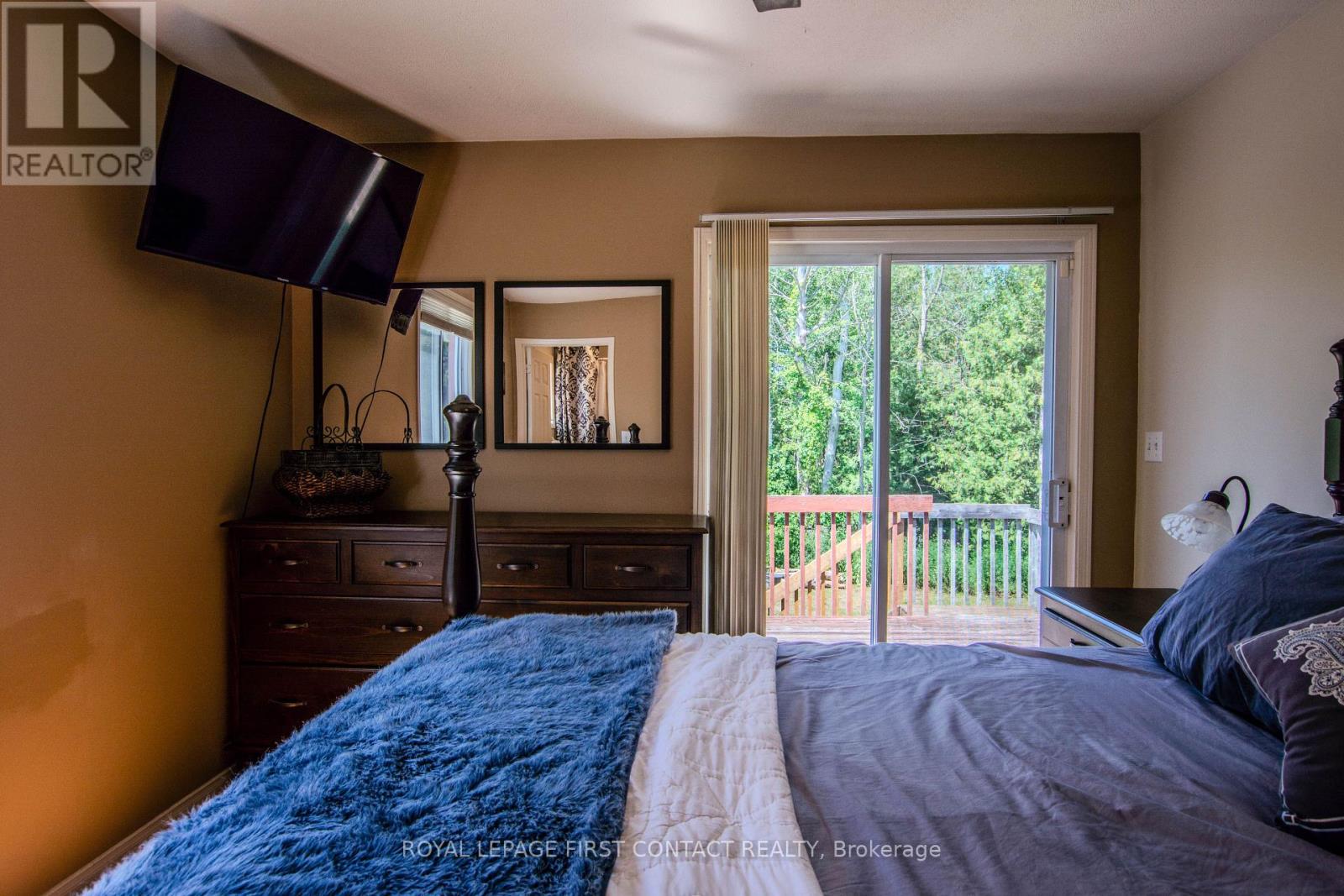 Photo 7 of 5144 25th Side Road, Essa ON