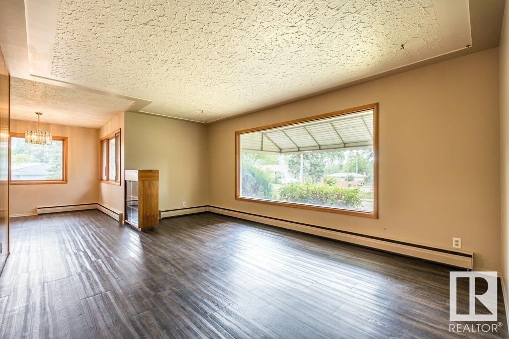 Photo 55 of 5502 44 Av, Wetaskiwin AB