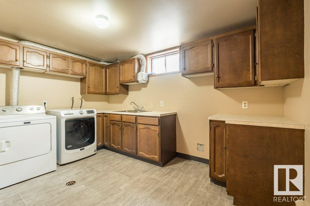 Photo 59 of 5502 44 Av, Wetaskiwin AB