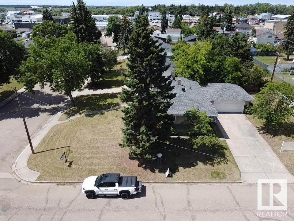 Photo 18 of 5502 44 Av, Wetaskiwin AB