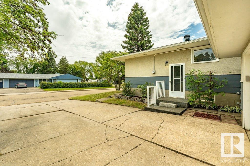 Photo 30 of 5502 44 Av, Wetaskiwin AB