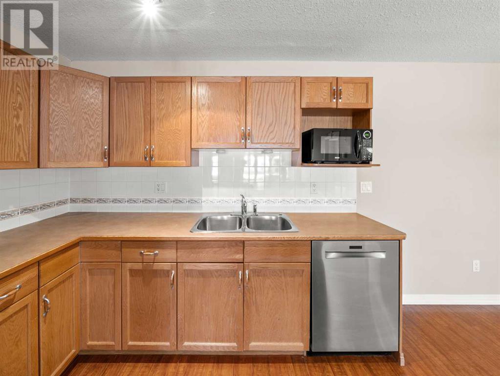 Single Family House for Sale in   Arbour Crest Drive NW Arbour Lake Calgary 