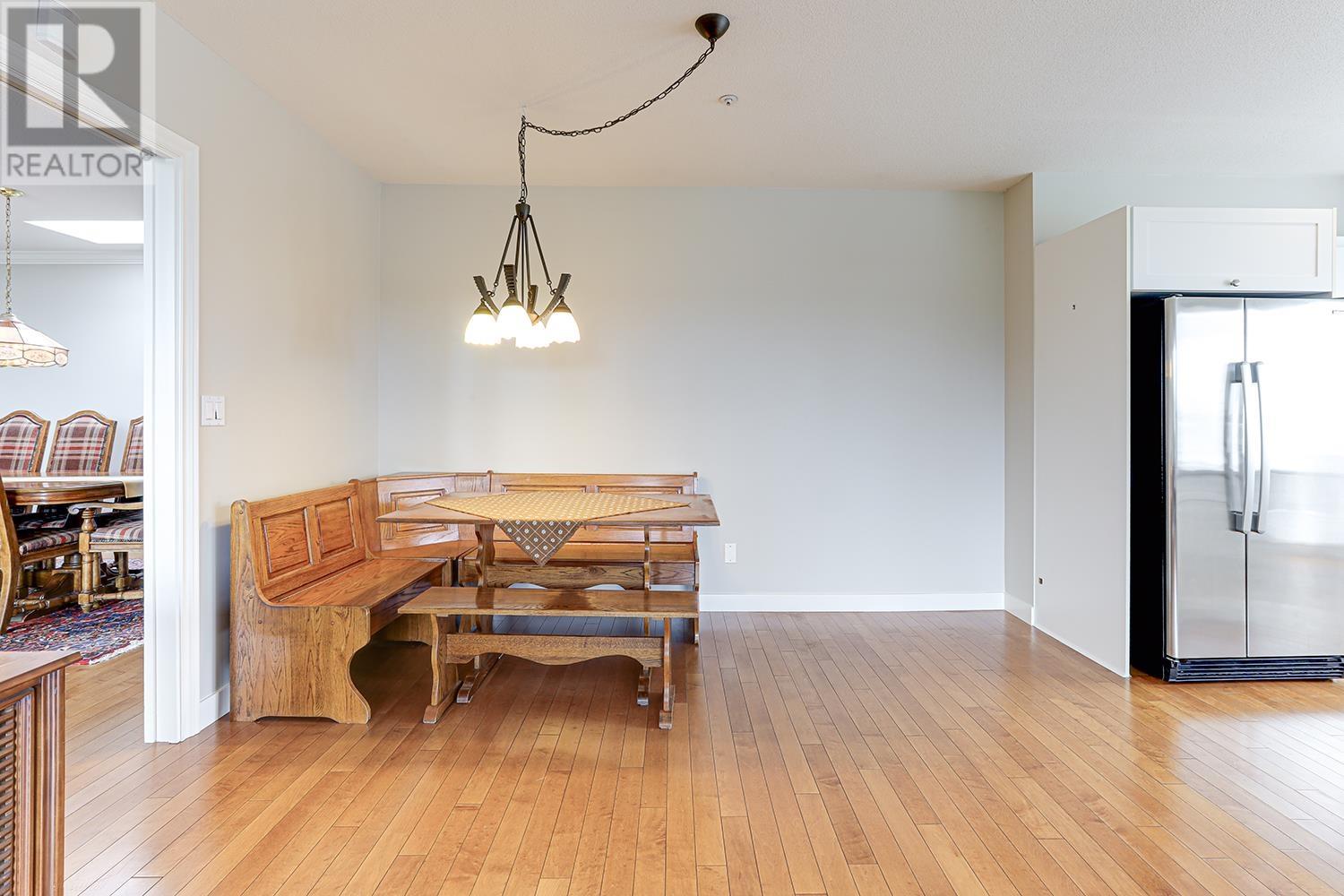 Photo 12 of 402 5500 13 A Avenue, Delta BC