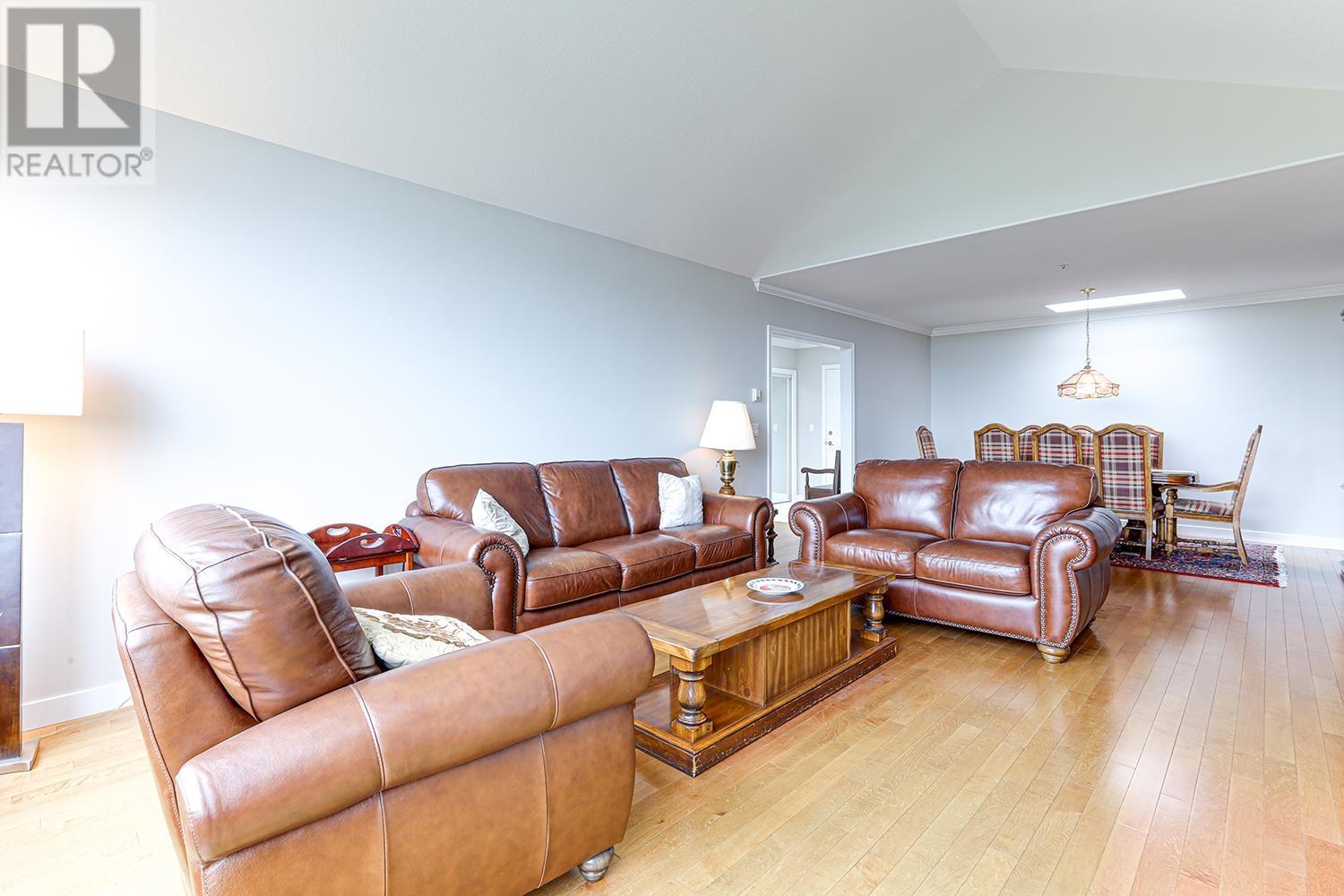 Photo 7 of 402 5500 13 A Avenue, Delta BC