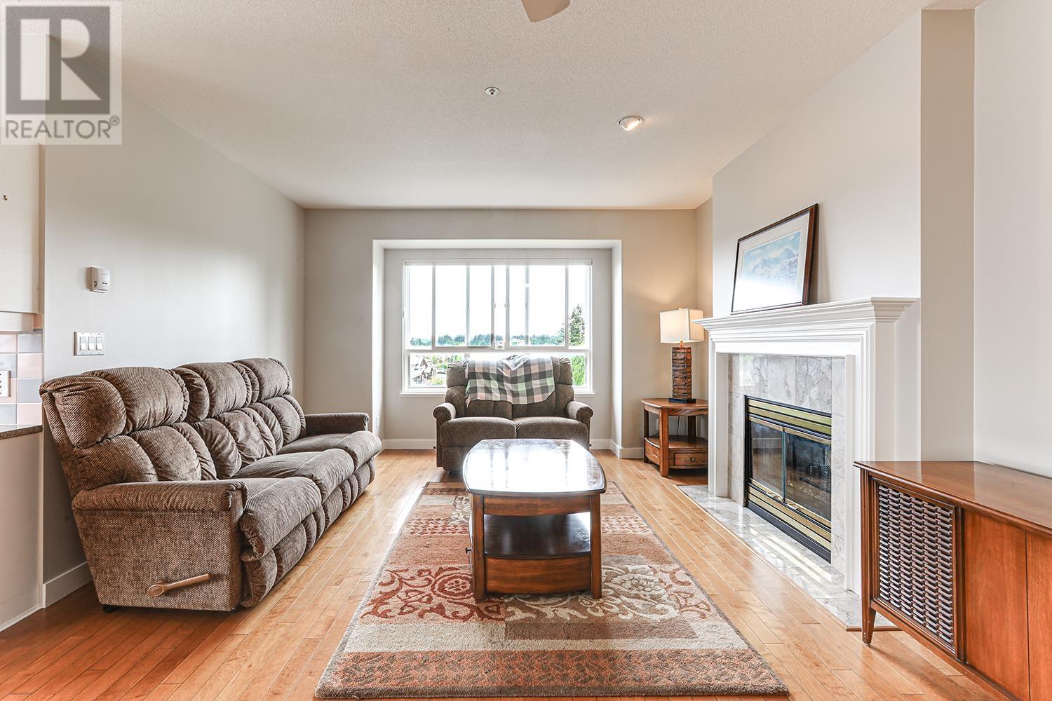 Photo 14 of 402 5500 13 A Avenue, Delta BC