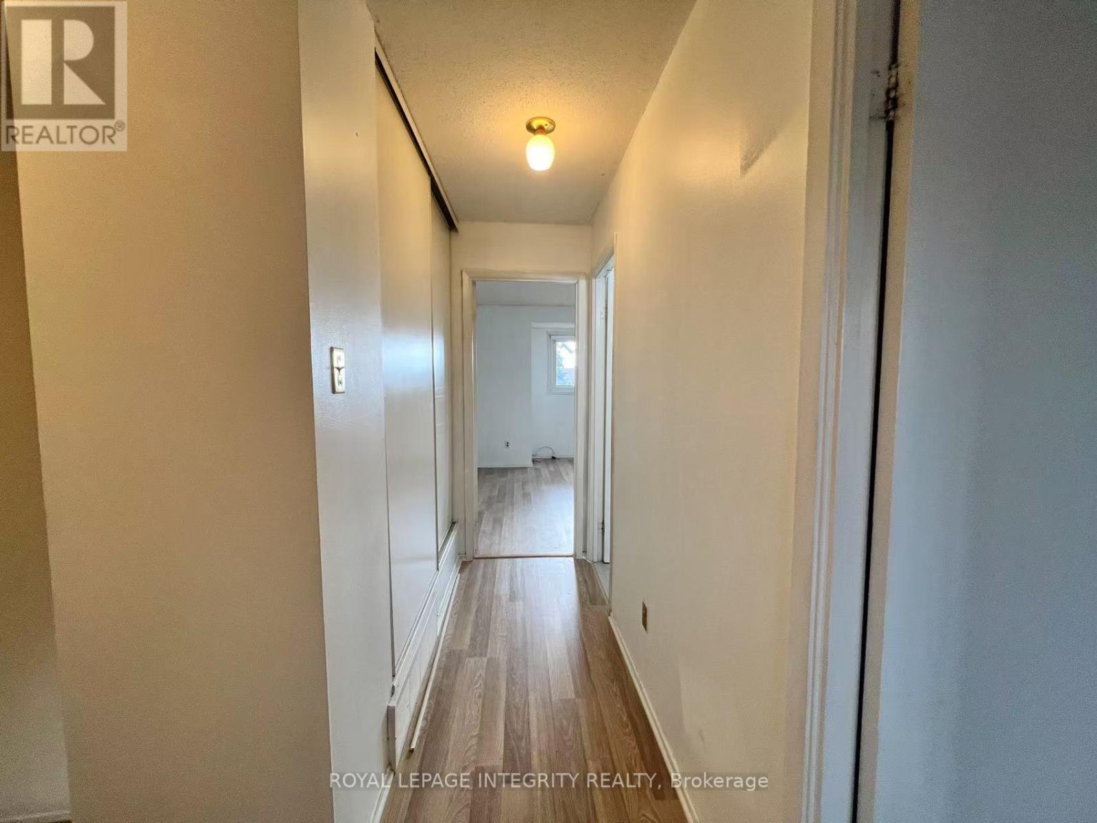 Photo 6 of 1826 Stonehenge Crescent, Ottawa ON