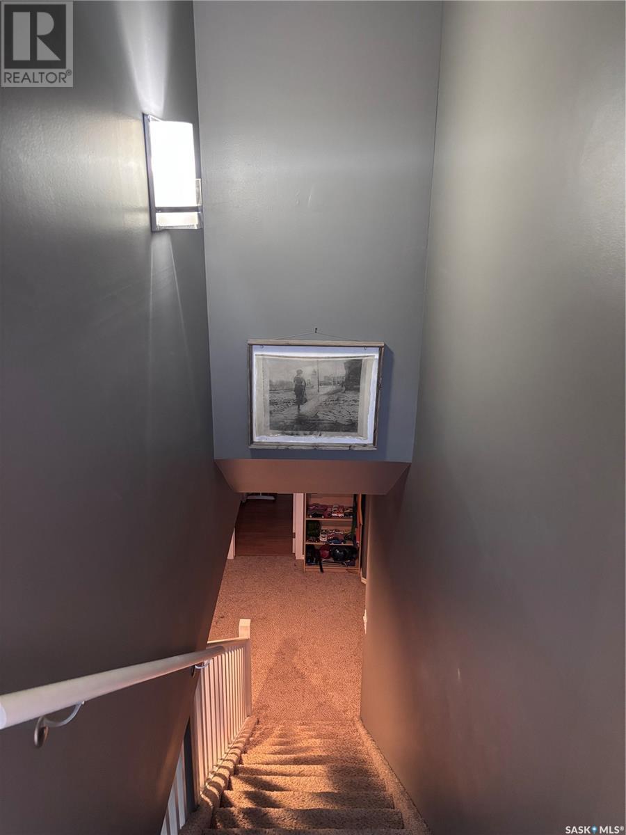 Single Family House Bungalow for Sale in  th AVENUE NW Swift Current 