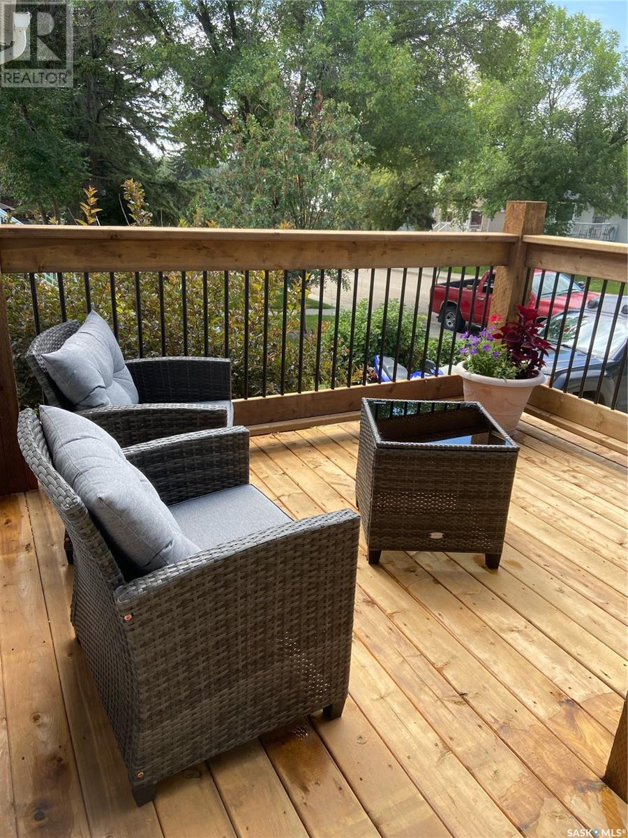 Single Family House Bungalow for Sale in  th AVENUE NW Swift Current 