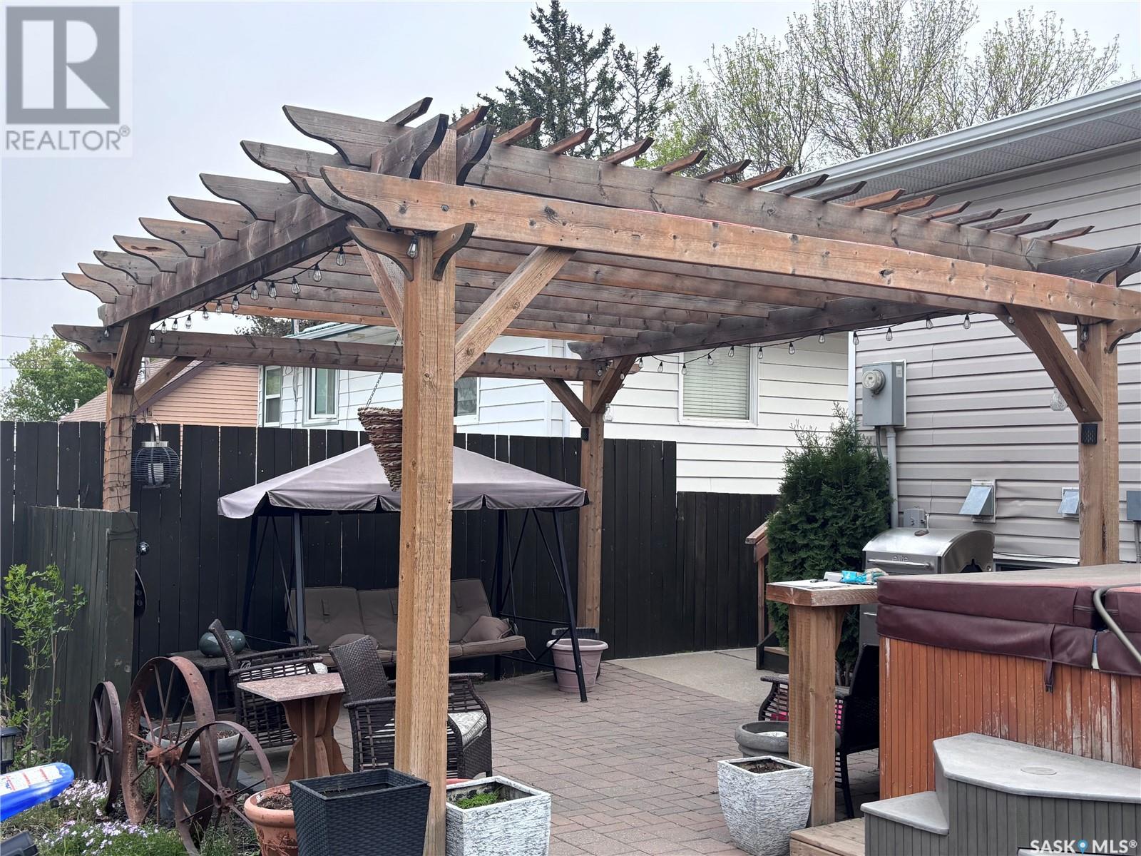 Single Family House Bungalow for Sale in  th AVENUE NW Swift Current 