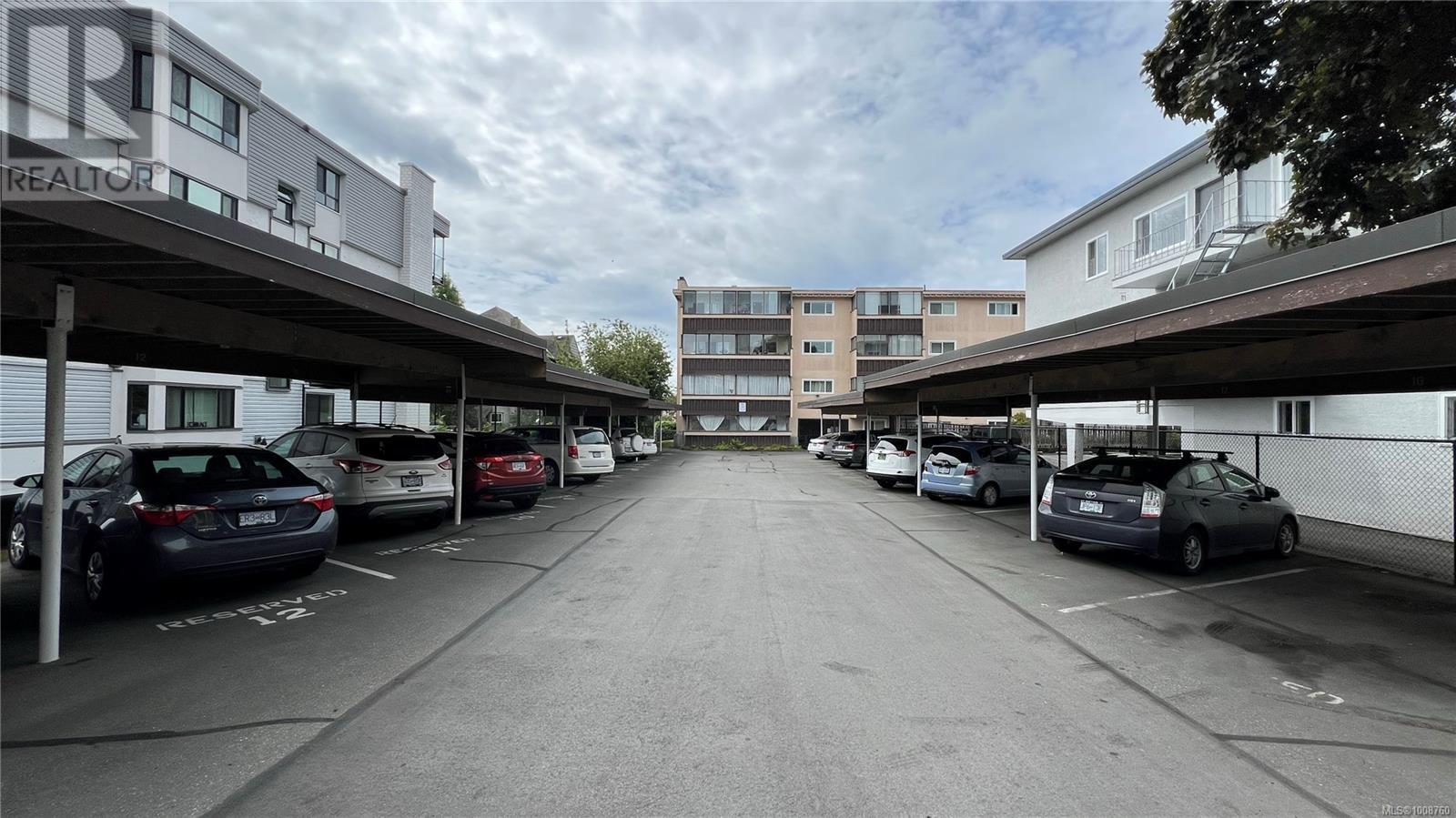 Photo 19 of 203 1012 Pakington St, Victoria BC