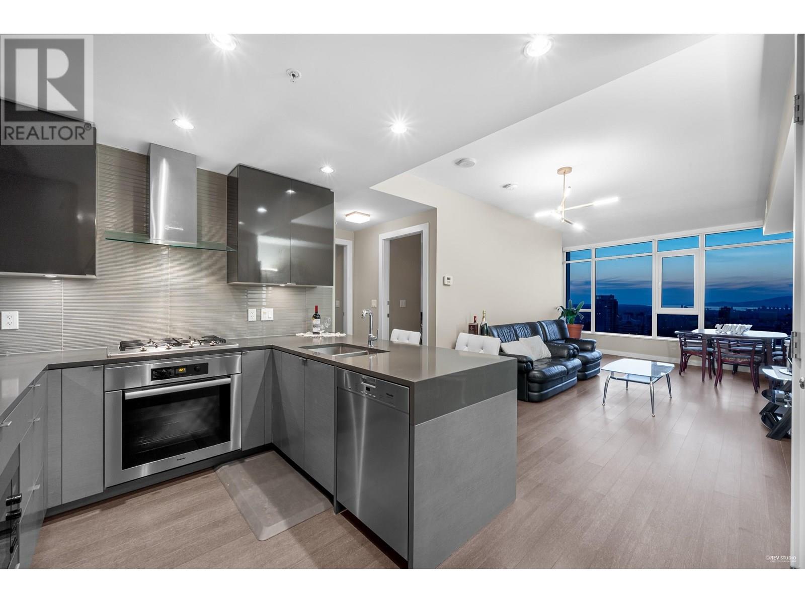 Photo 11 of 3106 4508 Hazel Street, Burnaby BC