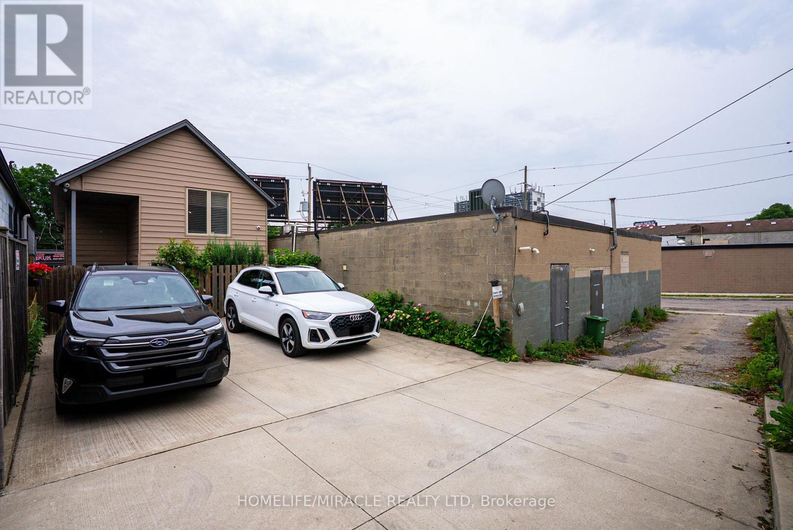 Photo 34 of 582 Upper James Street, Hamilton ON