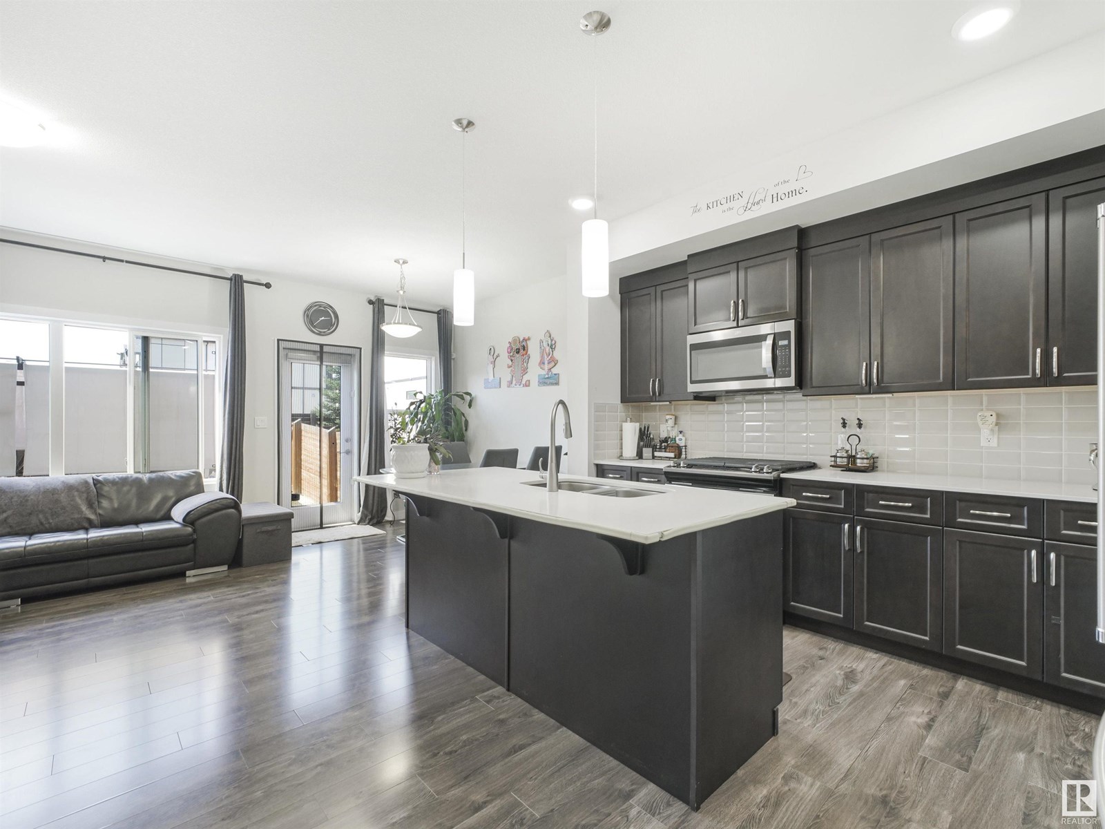 Photo 11 of 1815 Keene Cr Sw, Edmonton AB