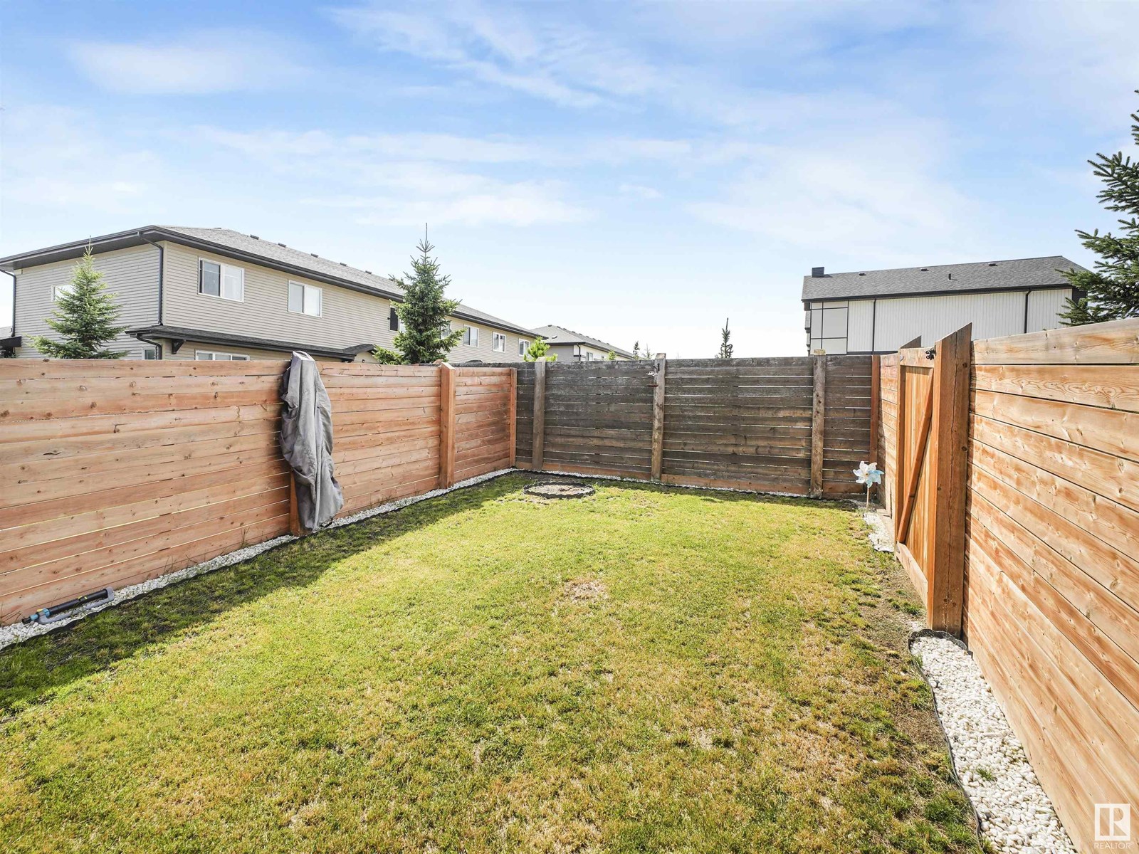 Photo 50 of 1815 Keene Cr Sw, Edmonton AB