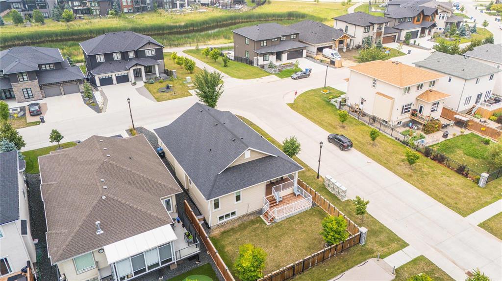 Photo 4 of 113 Willow Creek Road, Winnipeg MB