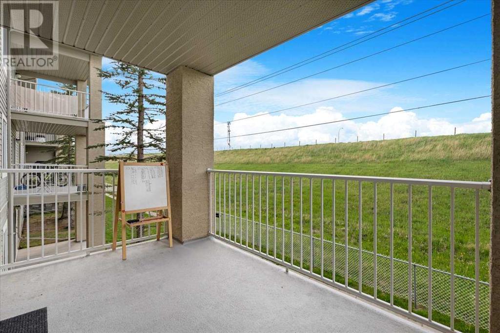 Single Family House for Sale in   Citadel Meadow Point NW Citadel Calgary 
