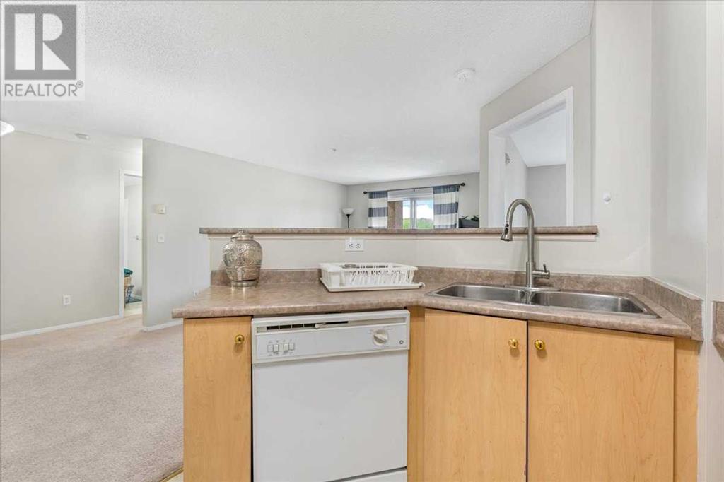 Single Family House for Sale in   Citadel Meadow Point NW Citadel Calgary 