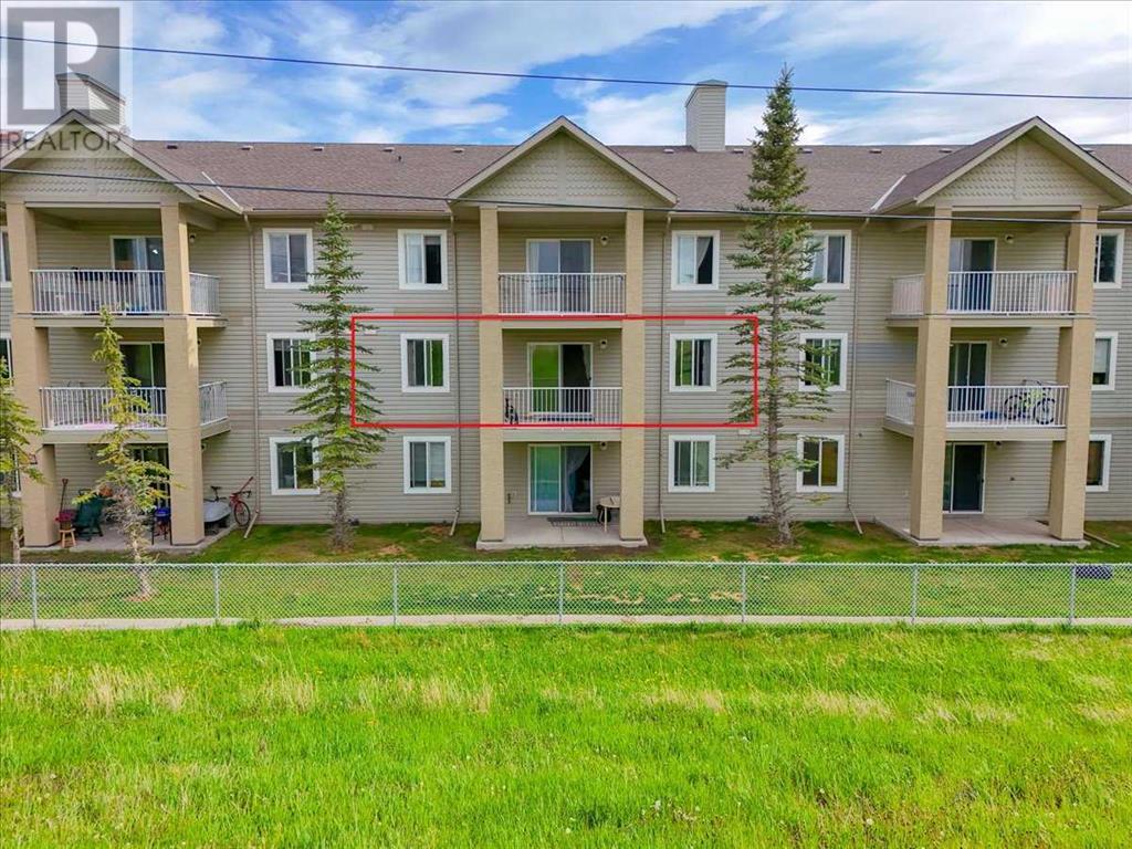 Single Family House for Sale in   Citadel Meadow Point NW Citadel Calgary 