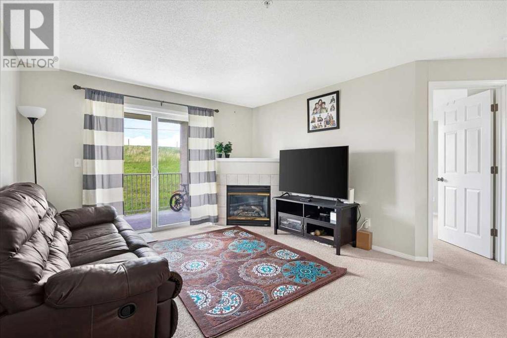 Single Family House for Sale in   Citadel Meadow Point NW Citadel Calgary 