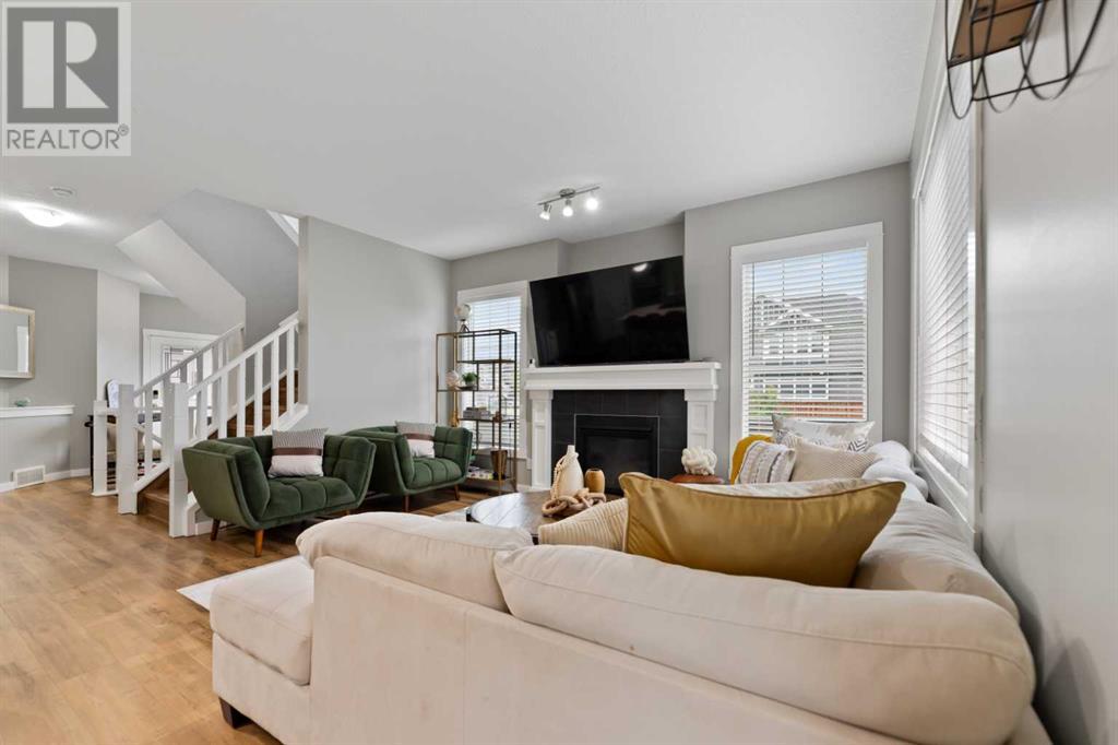 Photo 23 of 354 Kings Heights Drive, Airdrie AB