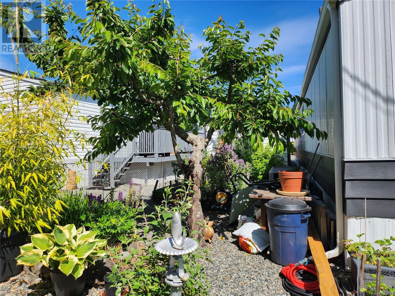 Photo 36 of 47 10980 Westdowne Rd, Ladysmith BC