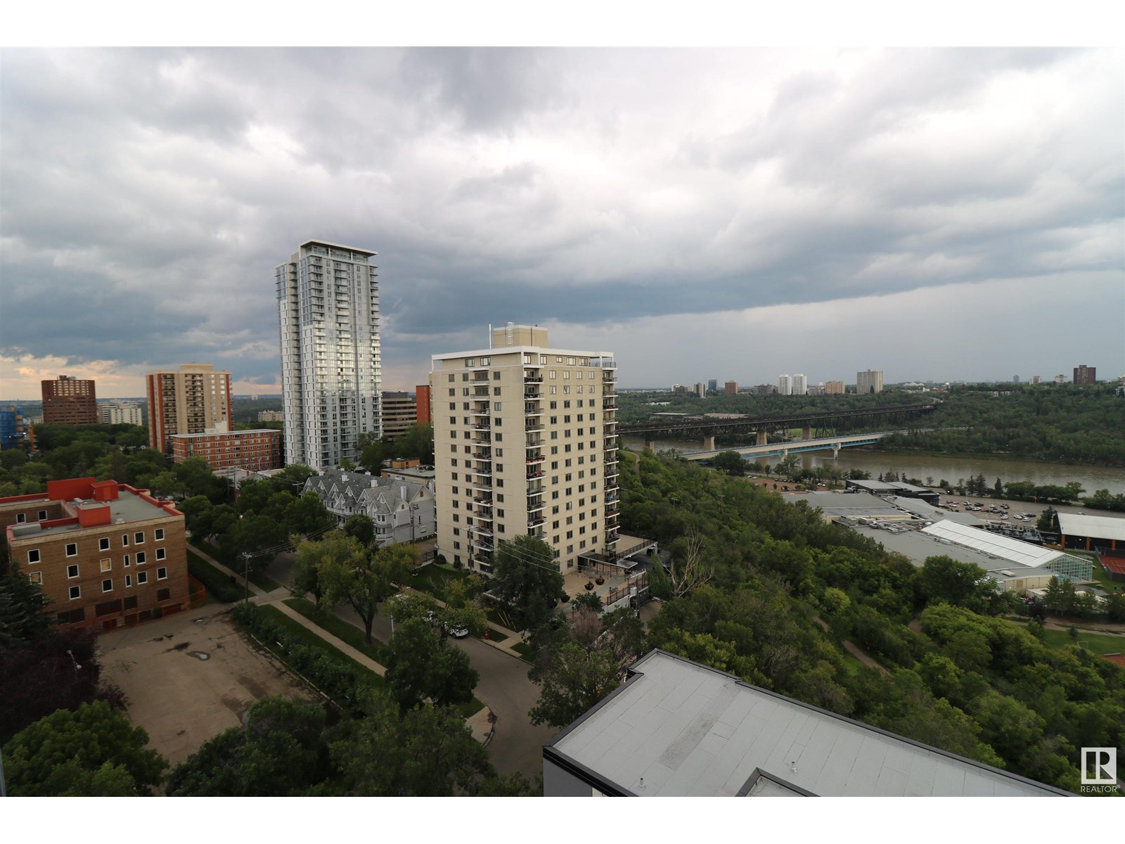 Photo 28 of 1403 9816 112 St Nw, Edmonton AB