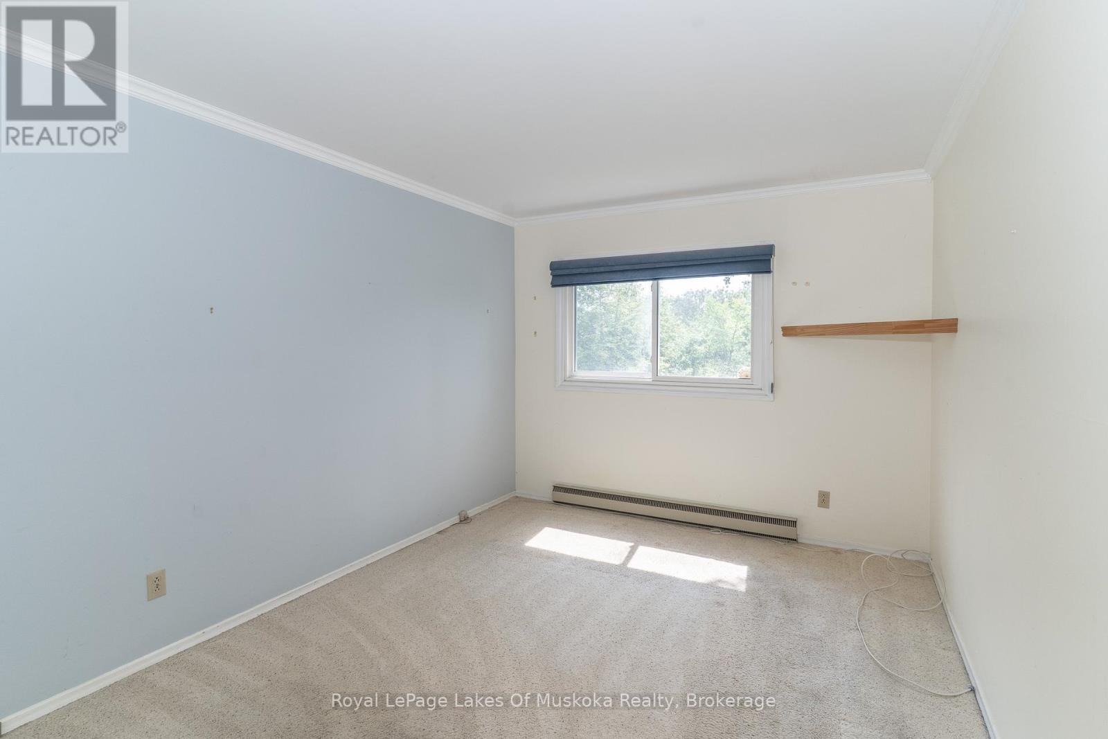 Photo 23 of 11 26 Herman Avenue, Huntsville ON