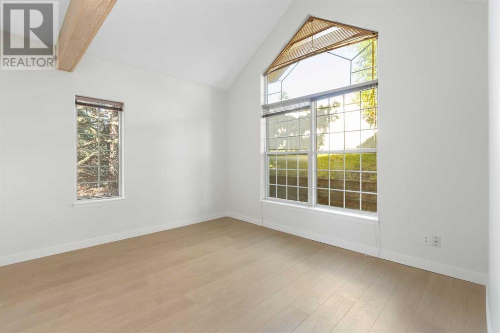 Single Family House for Sale in   Sirocco Drive Signal Hill Calgary 