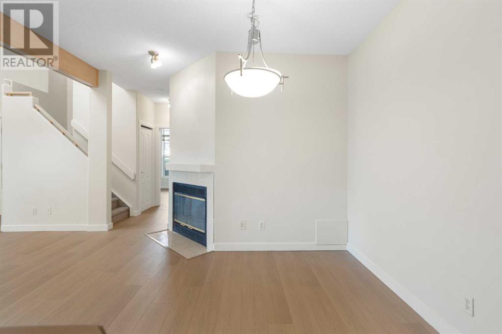 Single Family House for Sale in   Sirocco Drive Signal Hill Calgary 