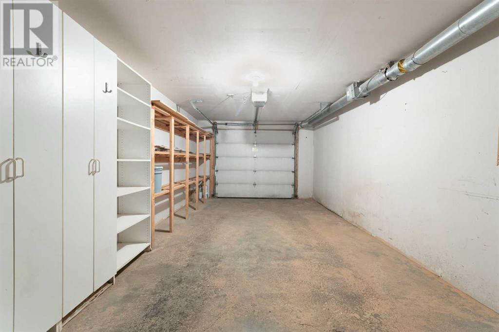 Single Family House for Sale in   Sirocco Drive Signal Hill Calgary 