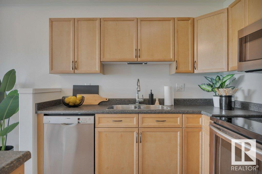 Photo 8 of 403 1589 Glastonbury Bv Nw, Edmonton AB