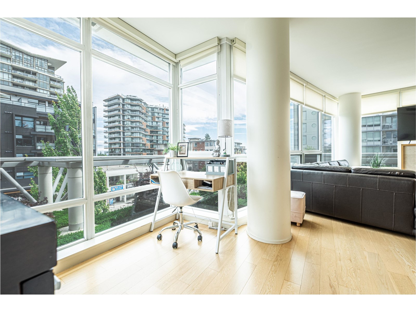 Photo 16 of 301 1473 Johnston Road, White Rock BC
