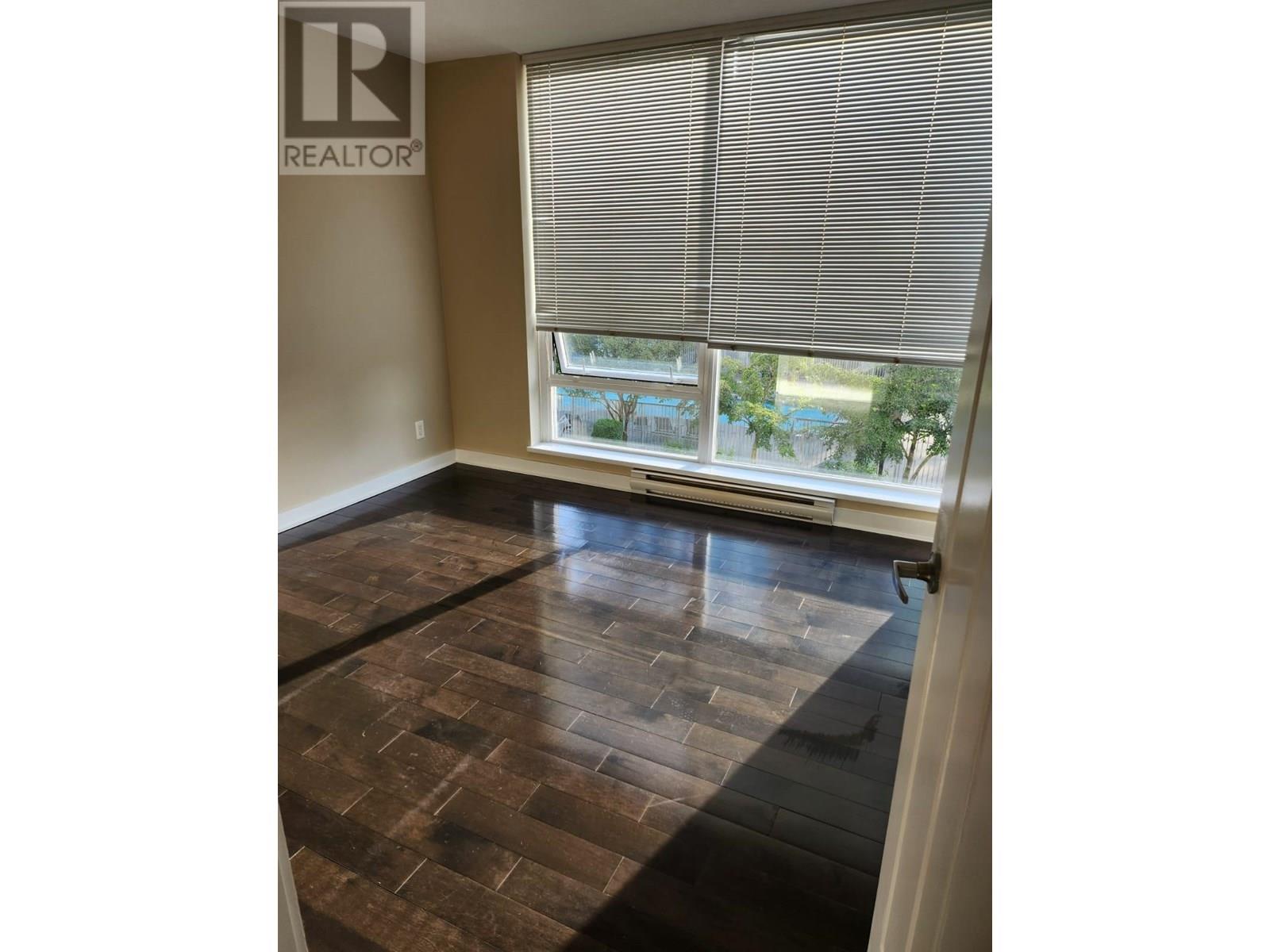 Photo 3 of 701 2978 Glen Drive, Coquitlam BC