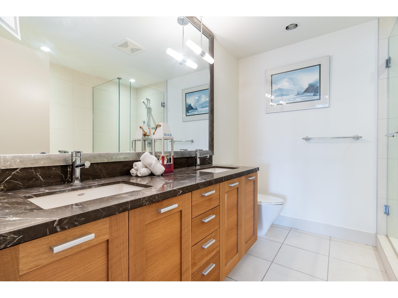 Photo 7 of 301 1473 Johnston Road, White Rock BC