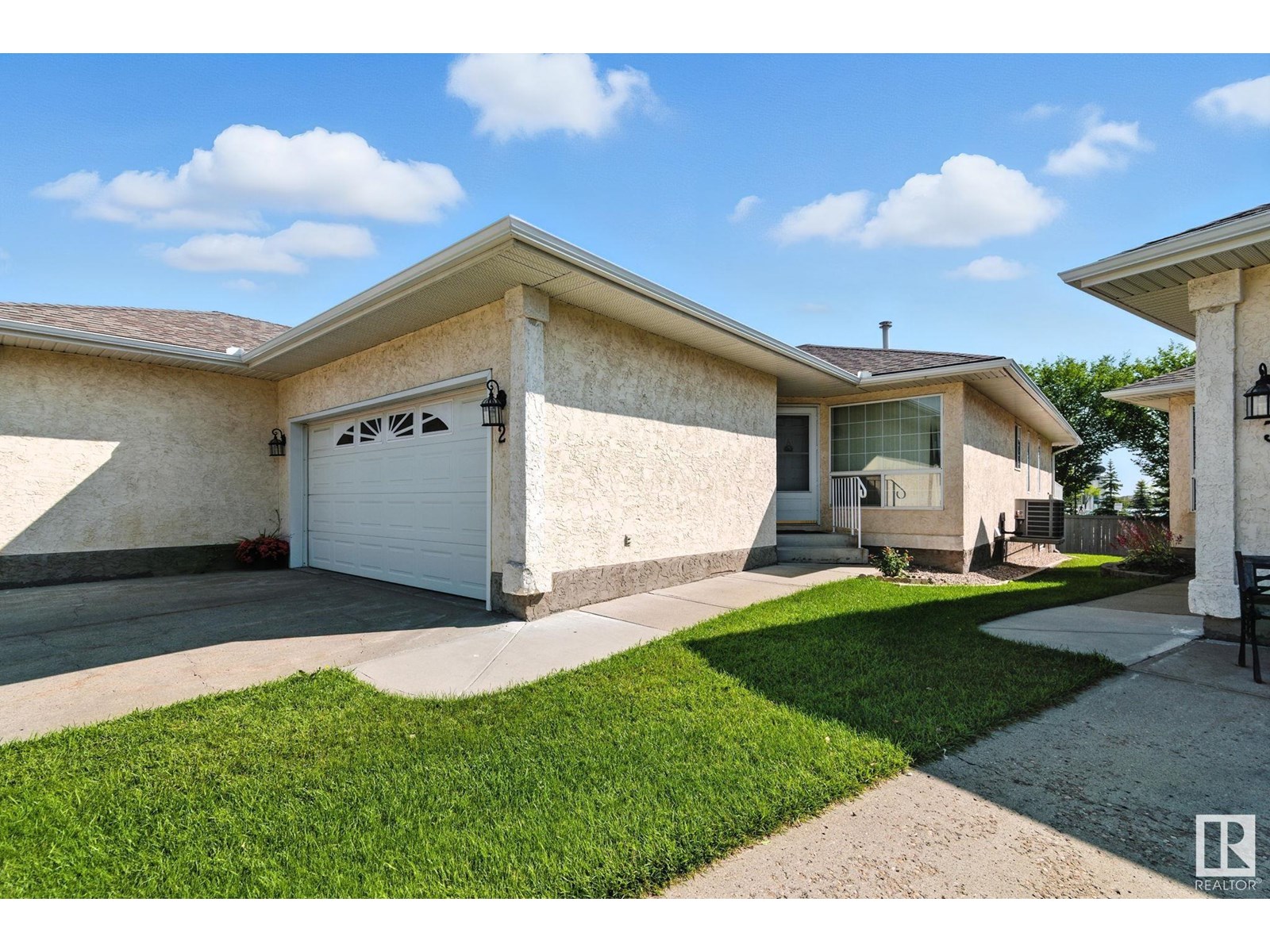 Photo 21 of 2 14428 Miller Blvd Nw, Edmonton AB