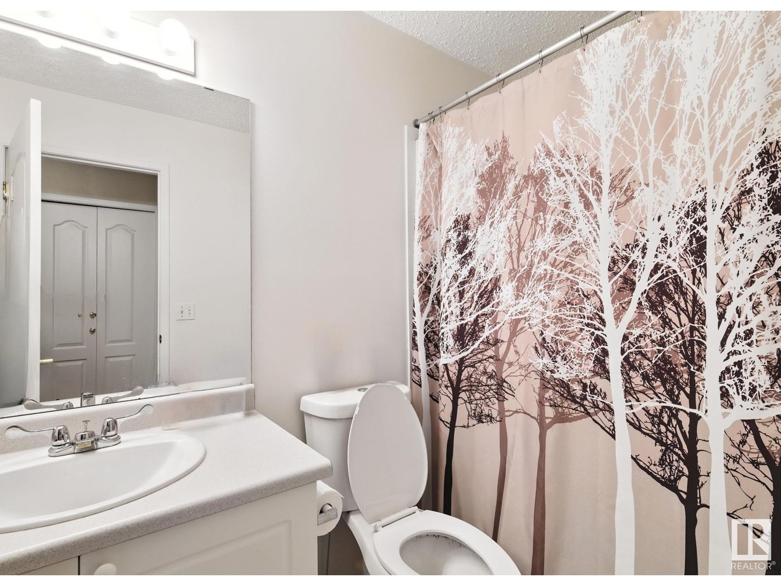 Photo 3 of 2 14428 Miller Blvd Nw, Edmonton AB