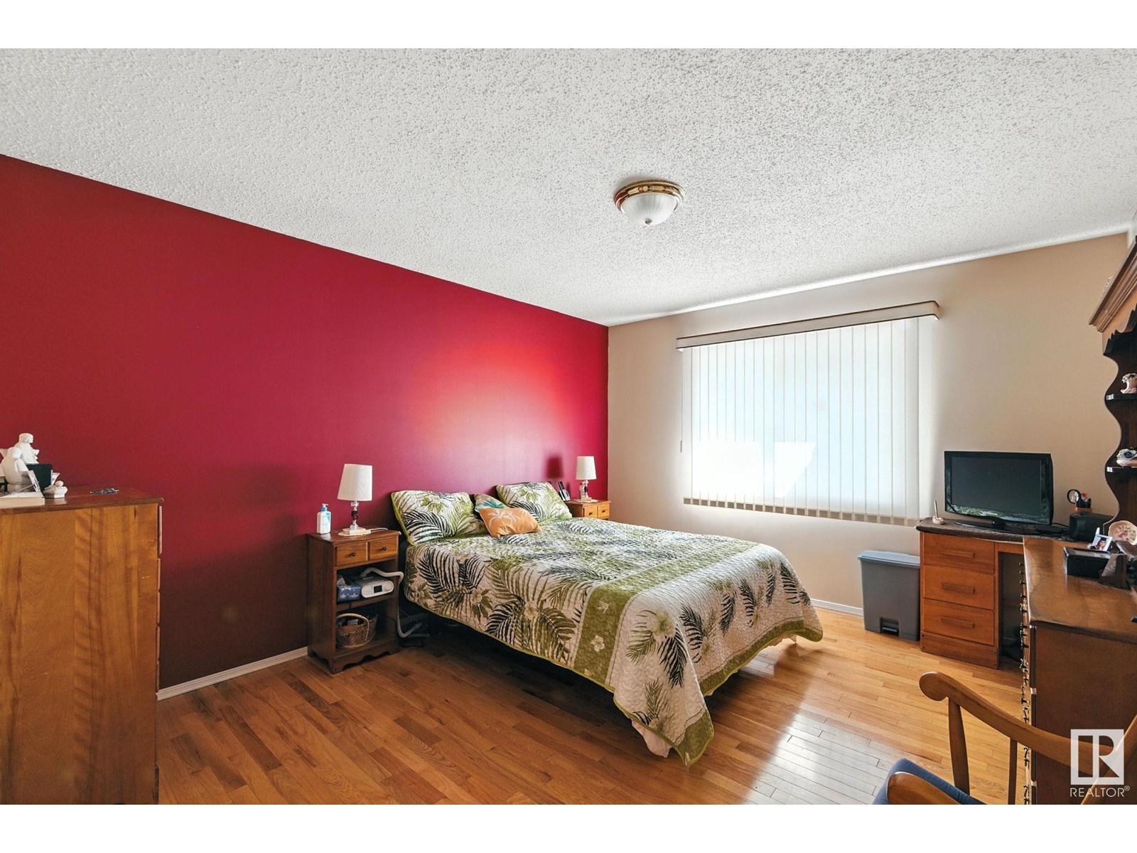 Photo 5 of 2 14428 Miller Blvd Nw, Edmonton AB