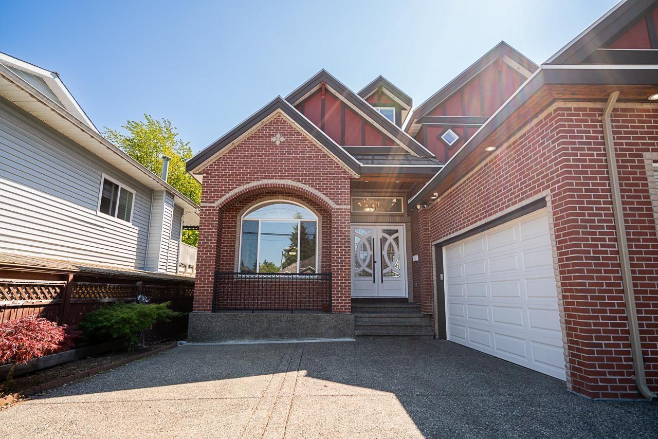Photo 2 of 9222 125 Street, Surrey BC
