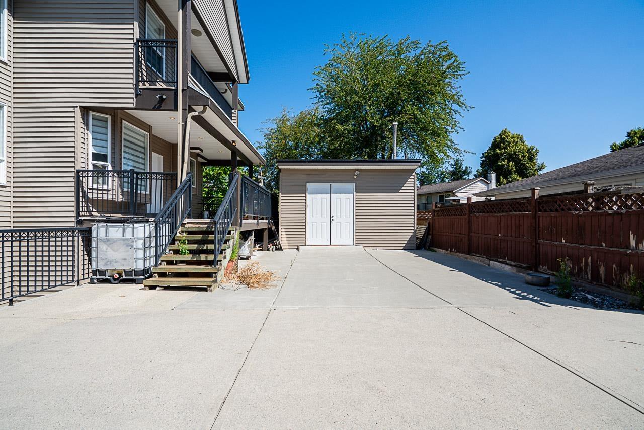 Photo 33 of 9222 125 Street, Surrey BC